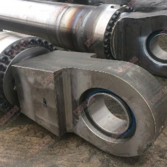 Hydraulikzylinder für Hebe- und Senkanlagen in Wasserkraftwerken